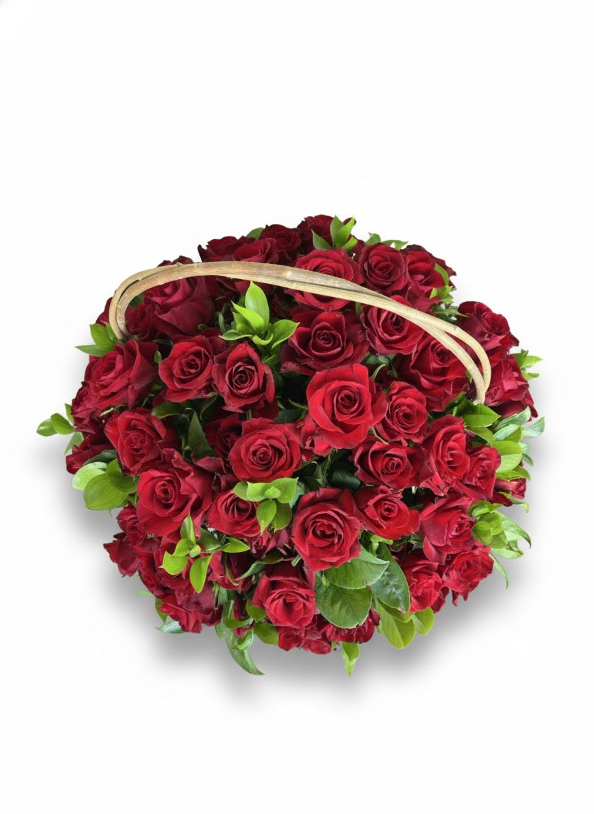 Red Rose Basket